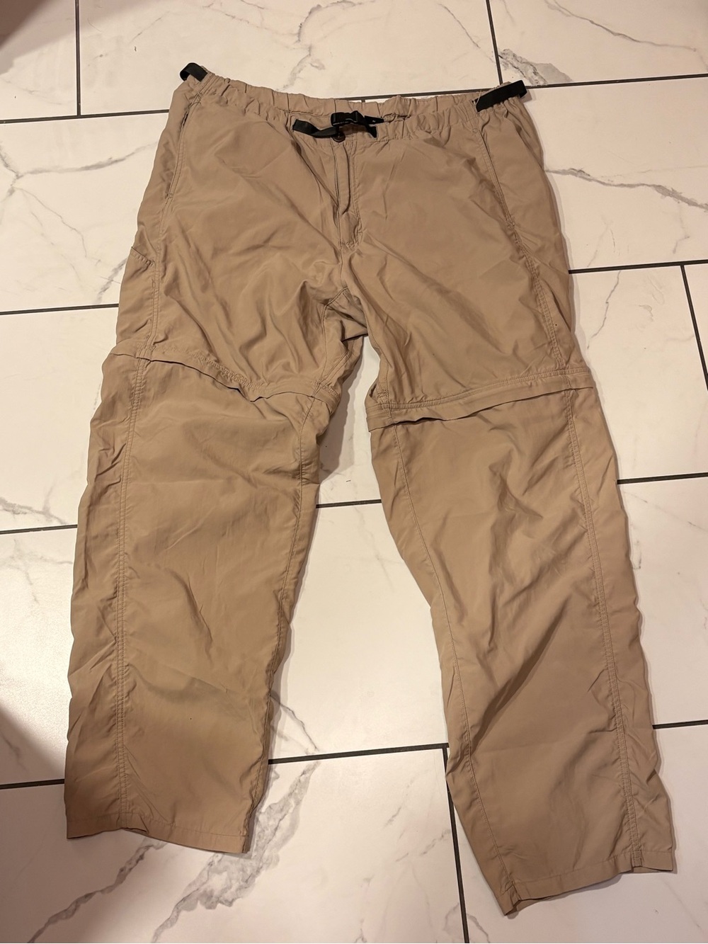 Patagonia 2-in-1 Lightweight Hiking Pants and Shorts Mens Size: XXL (40x32)